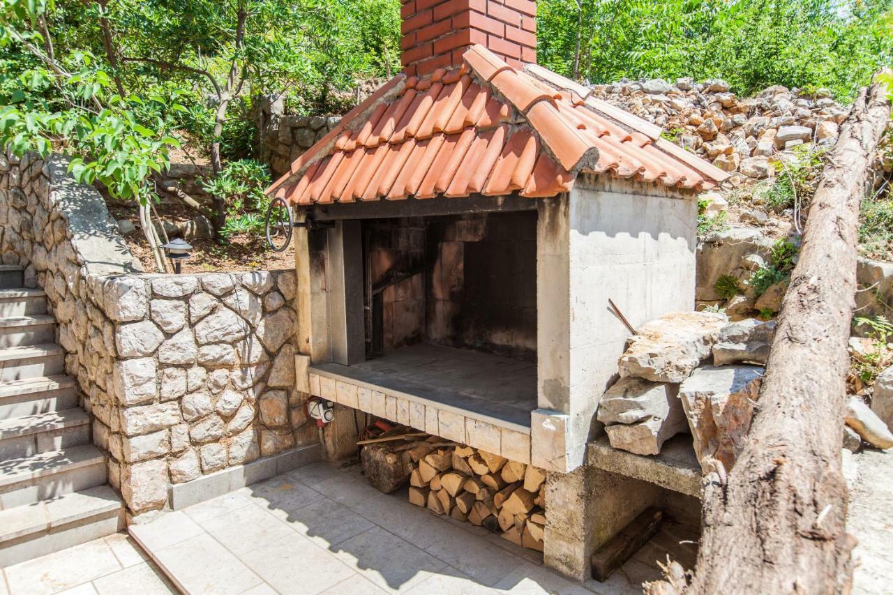Villa Lesic 드라말리 외부 사진